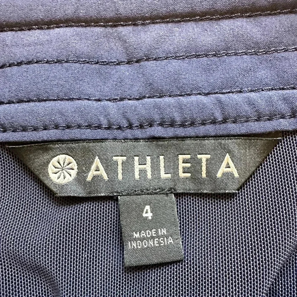 ATHLETA Women’s Dark Navy Blue Athletic Stretchy Everyday Shorts Size 4 - Picture 9 of 10